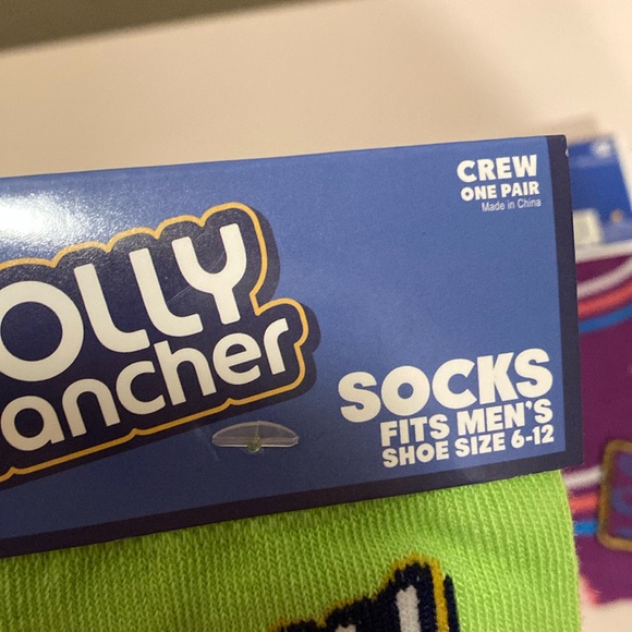 Men’s 4 Pack Junk Food Snacks Candy Drinks Breakfast Theme Crew Socks Bundle - Picture 3 of 6